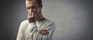 Brooding: a dysfunctional mental process that can be stopped - Evidence ...