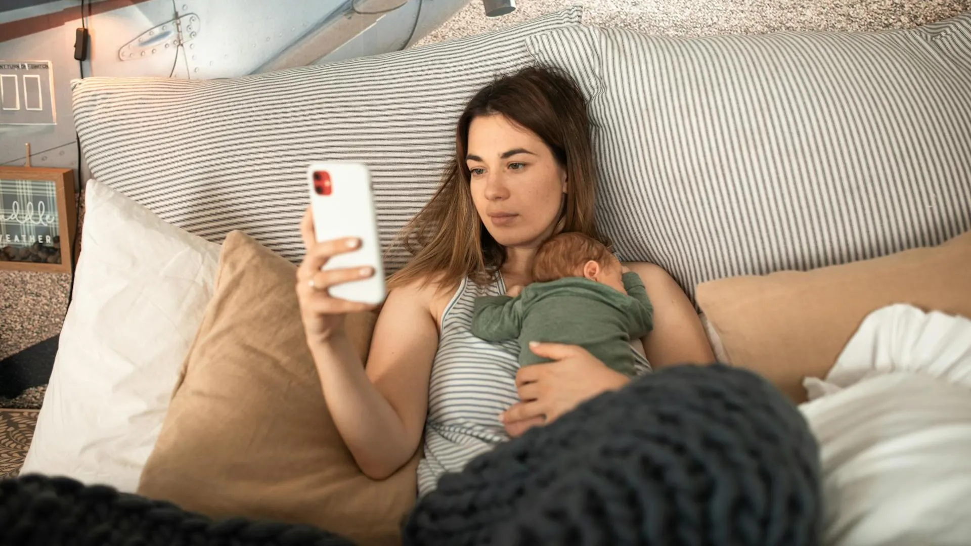 Post partum depression: causes, symptoms and care