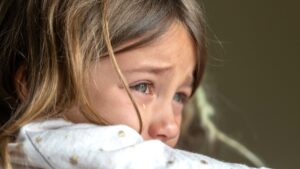 Gifler les enfants : c’est toujours une erreur