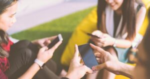 Adolescents et smartphones : un problème à affronter