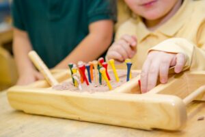 L’école Montessori bat l’école numérique