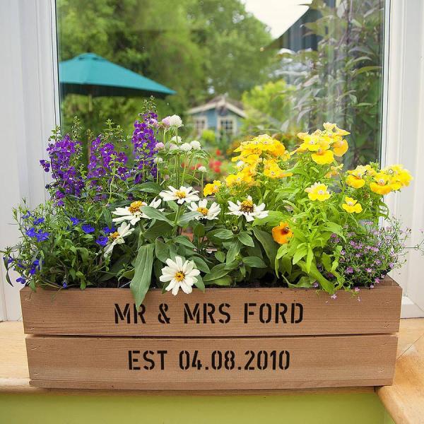 Décorez votre maison avec des boîtes recyclées - Jardinières d'extérieur