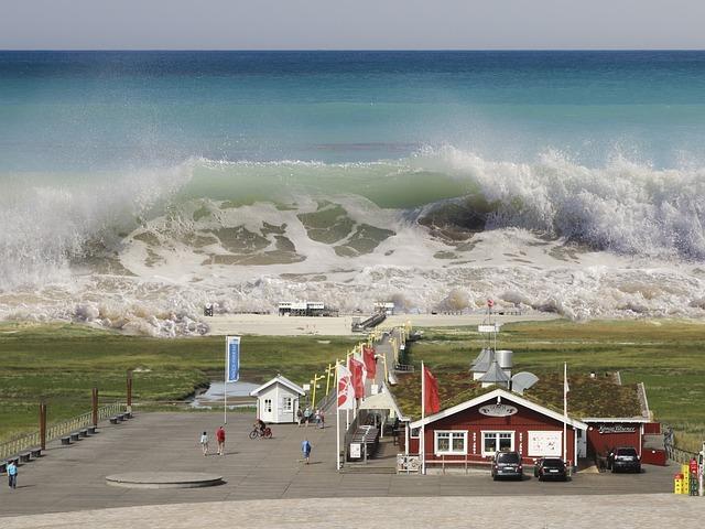 How tsunamis are formed