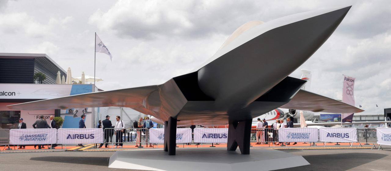 Une maquette du Future Combat Air System (FCAS)