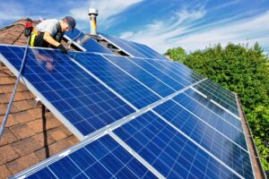 Comment installer des panneaux solaires