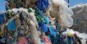 L’impact environnemental des sacs en plastique est énorme