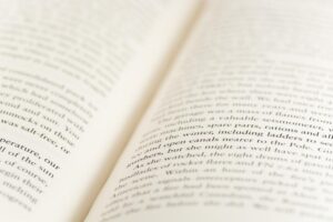 Quels types de papier sont utilisés pour fabriquer des livres