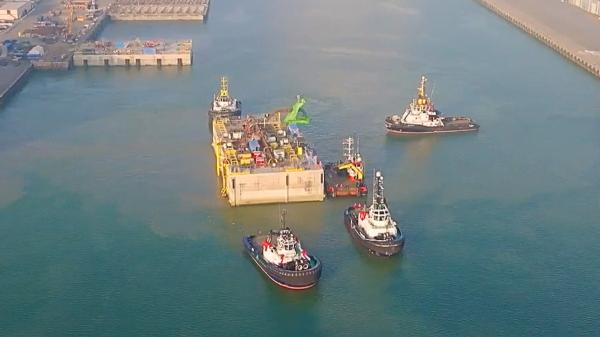 Belgium sinks 23 concrete blocks weighing 22,000 tons in the North Sea: this will be the world's first energy island - The environmental impact of building an artificial island in the sea