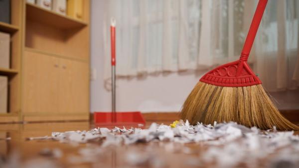 It's official: the neighbor who causes bad odors or pollution can lose his home for up to 3 years in Spain - The legal procedure: from notice to temporary loss of home