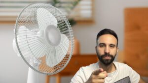 Javier Dasí, energy saving expert: “20 fans consume the same as a single air conditioner”