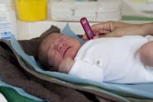 Fever in newborns: a quick blood test distinguishes viral and bacterial infections